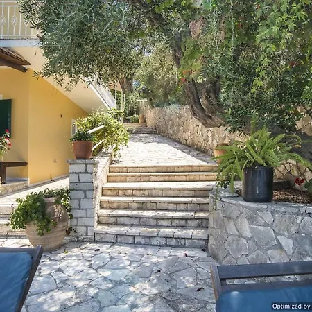Christos & Apartment *